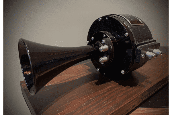  GIP Speakers NYC | Luxury High-End Audio at In Living Stereo